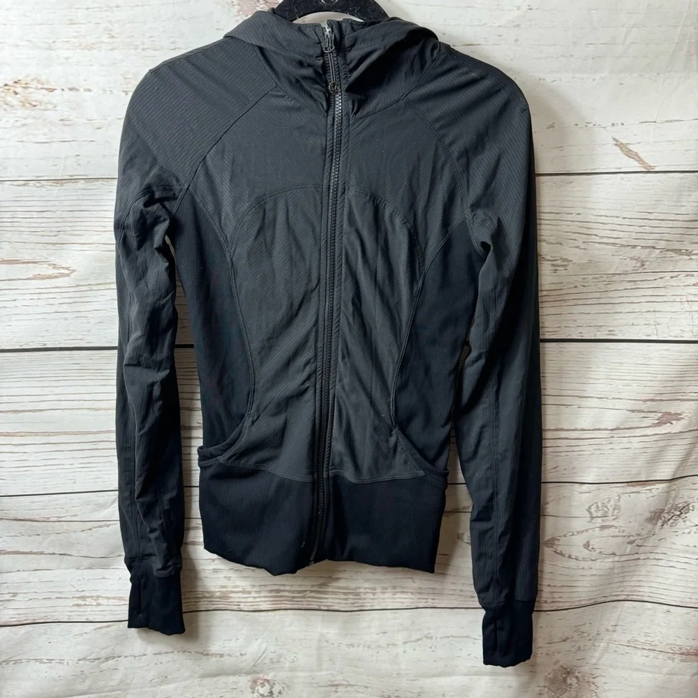 Lululemon In Flux Jacket Black Size 4